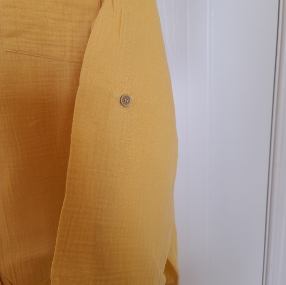 Kenneth Cole Reaction Button-up Blouse, Large, Yellow - Picture 4 of 10